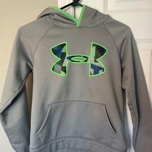 UA - Boys hoodie M